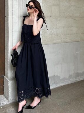 New Fabrique Sofia Embroidery Sleeveless Top and Skirt Set